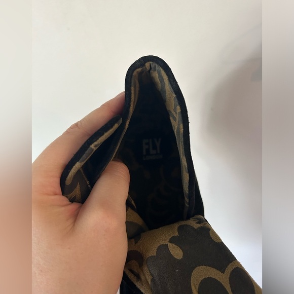 Fly London Yebi Ruched Suede Wedge Booties Shoes BLACK Size 10 - Picture 11 of 11